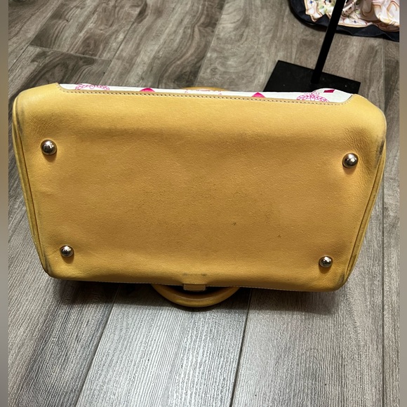 Authentic MCM Vachetta Tan White Monogram - Picture 9 of 10